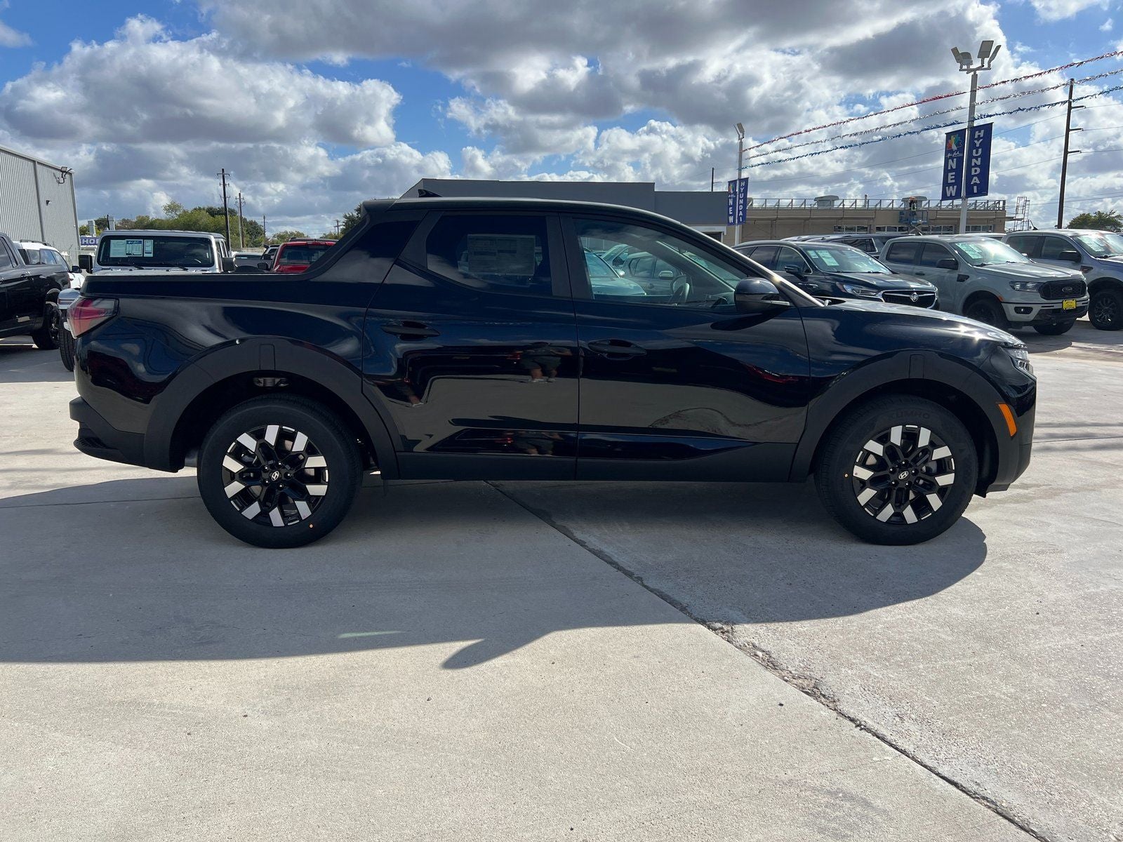 2026 Hyundai Santa Cruz SE FWD