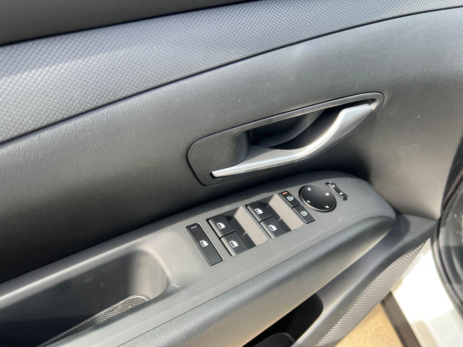 2026 Hyundai Santa Cruz SE