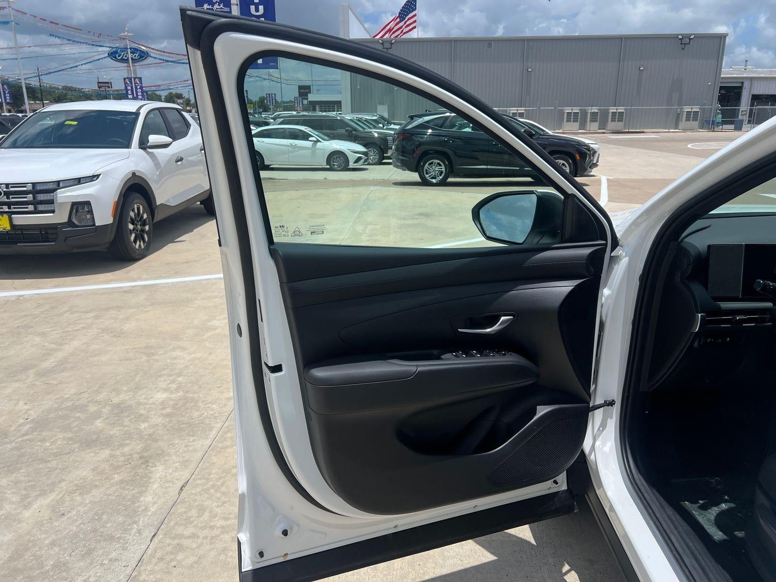 2026 Hyundai Santa Cruz SE