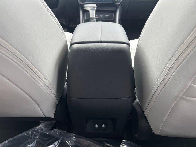 2026 Hyundai Santa Cruz SEL FWD
