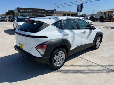 2026 Hyundai Kona SE FWD