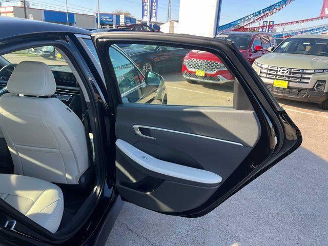 2025 Hyundai Sonata SE