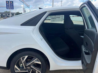 2025 Hyundai Elantra Hybrid SEL Sport