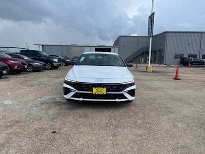 2025 Hyundai Elantra Hybrid SEL Sport