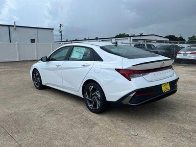 2025 Hyundai Elantra Hybrid SEL Sport