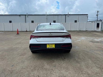 2025 Hyundai Elantra Hybrid SEL Sport