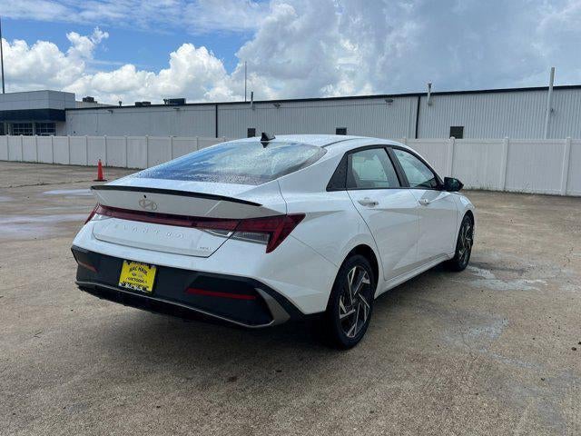 2025 Hyundai Elantra Hybrid SEL Sport