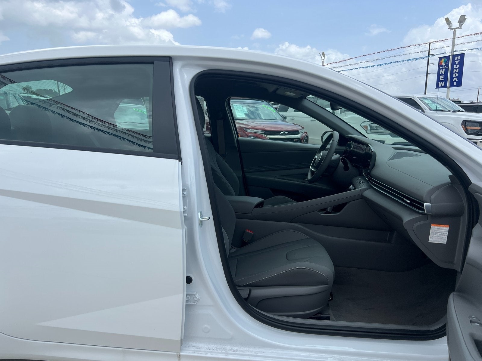 2025 Hyundai Elantra Hybrid SEL Sport