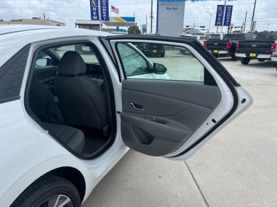 2025 Hyundai Elantra Hybrid SEL Sport