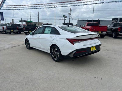 2025 Hyundai Elantra Hybrid SEL Sport