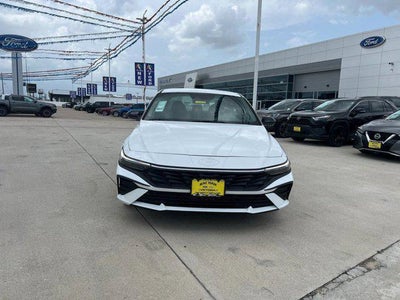 2025 Hyundai Elantra Hybrid SEL Sport