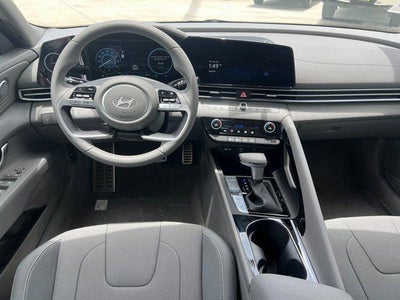 2025 Hyundai Elantra Hybrid SEL Sport