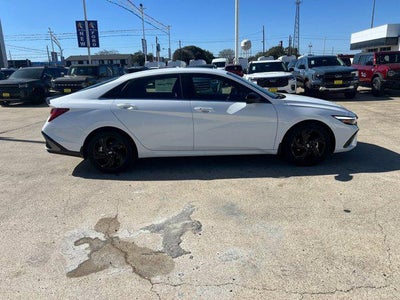 2026 Hyundai Elantra SEL Sport Premium