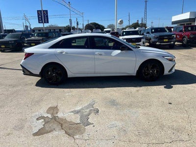 2026 Hyundai Elantra SEL Sport Premium