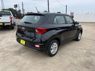 2026 Hyundai Venue SE