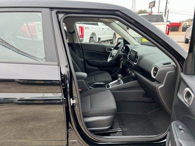 2026 Hyundai Venue SE