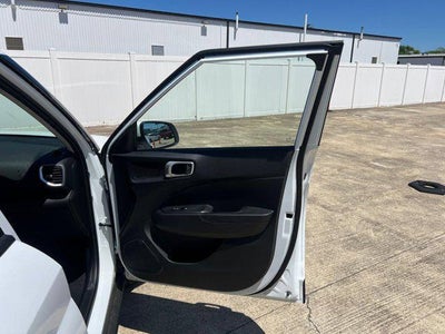 2026 Hyundai Venue SE