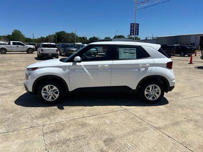 2026 Hyundai Venue SE