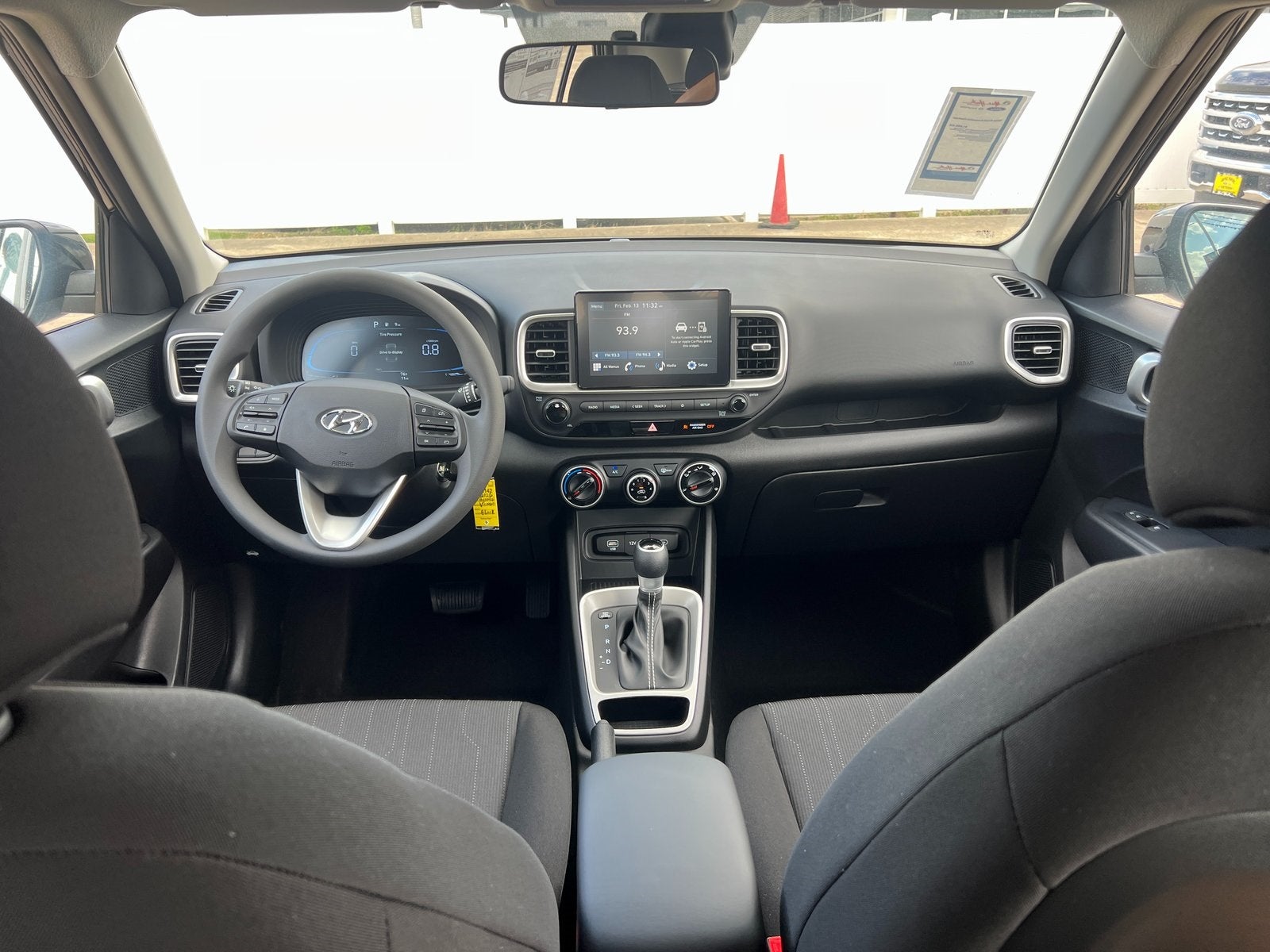 2026 Hyundai Venue SE