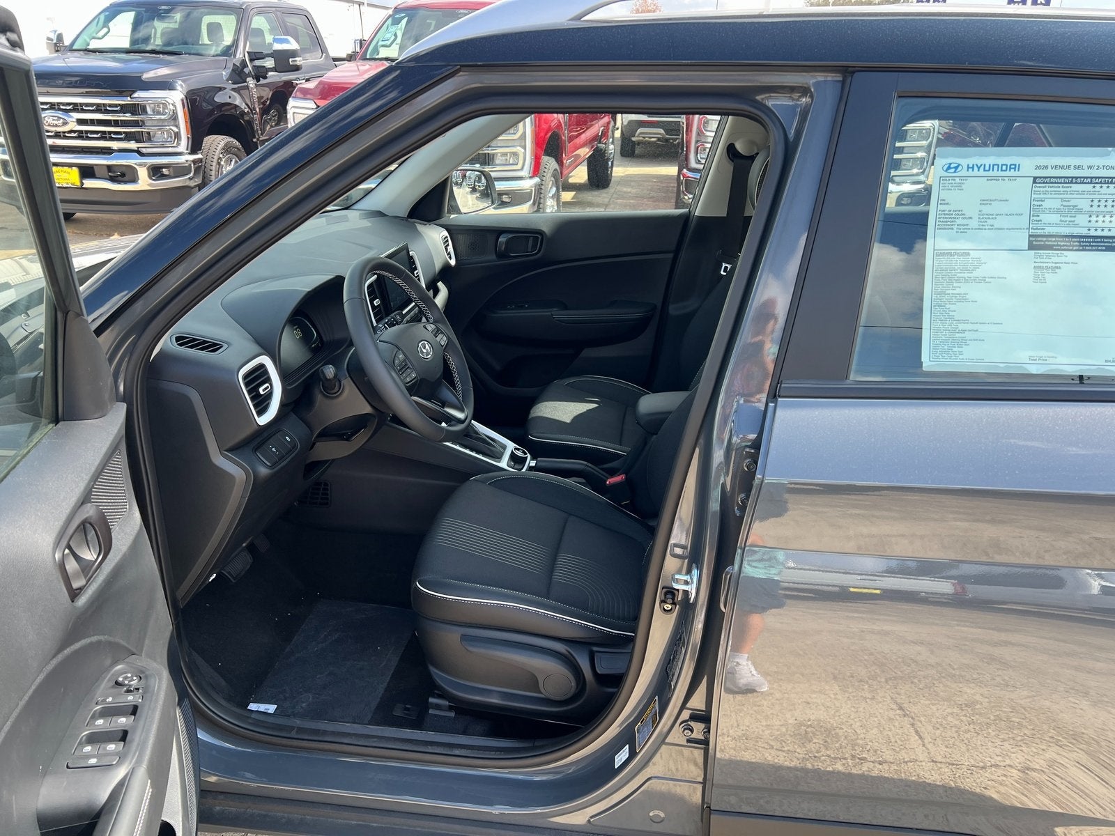 2026 Hyundai Venue SEL w/Two-Tone Roof