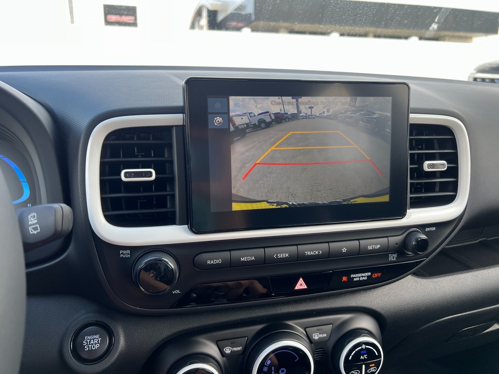 2026 Hyundai Venue SEL w/Two-Tone Roof