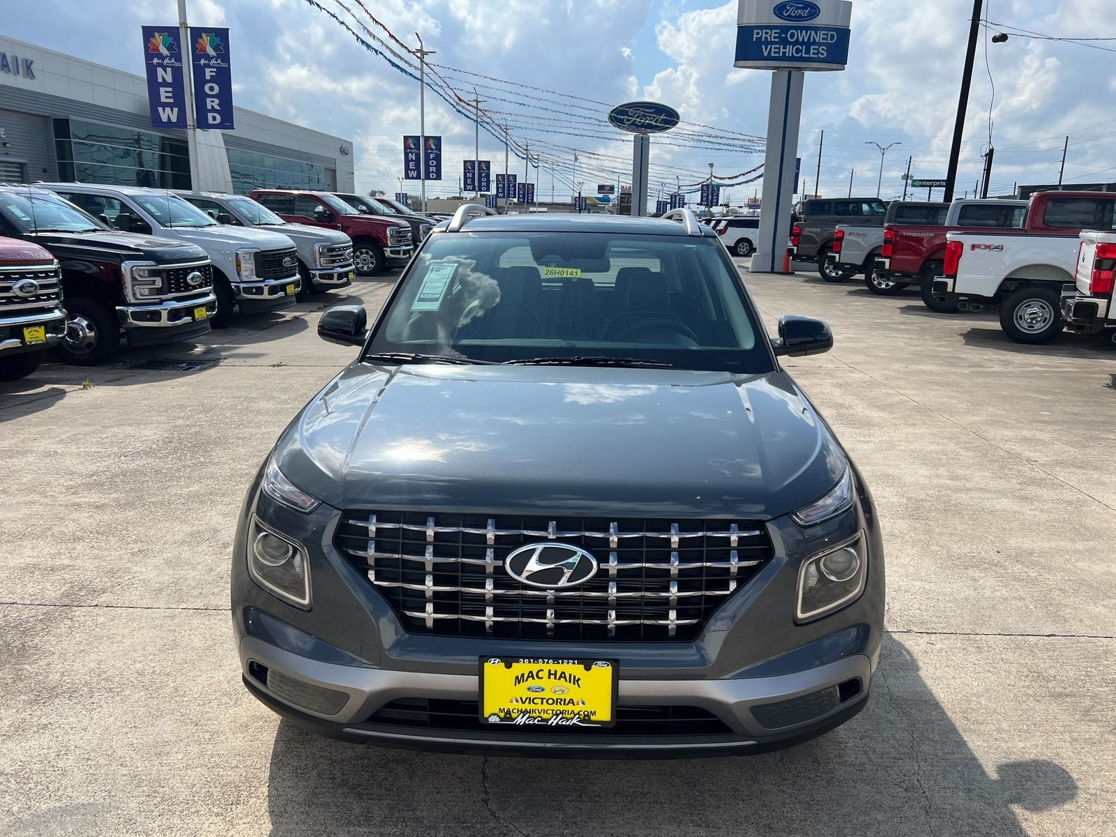 2026 Hyundai Venue SEL w/Two-Tone Roof