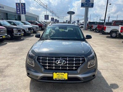 2026 Hyundai Venue SEL w/Two-Tone Roof