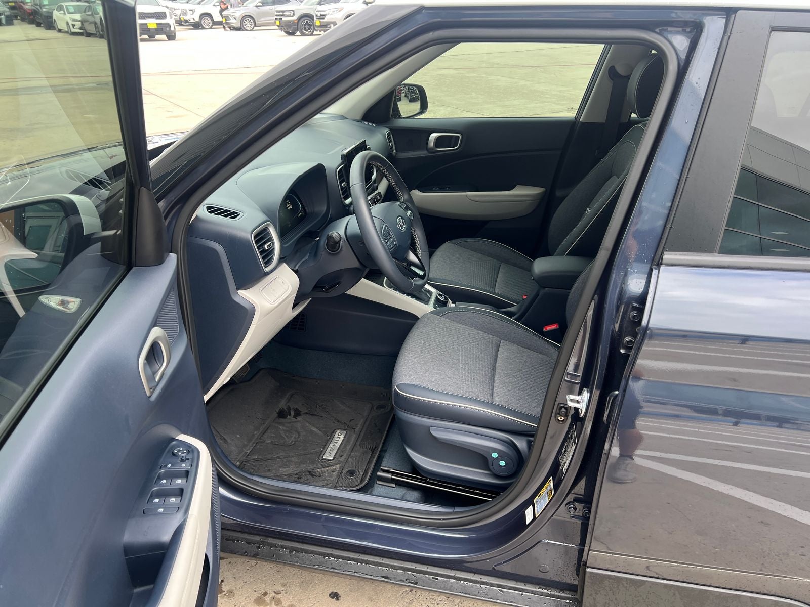 2025 Hyundai Venue Limited
