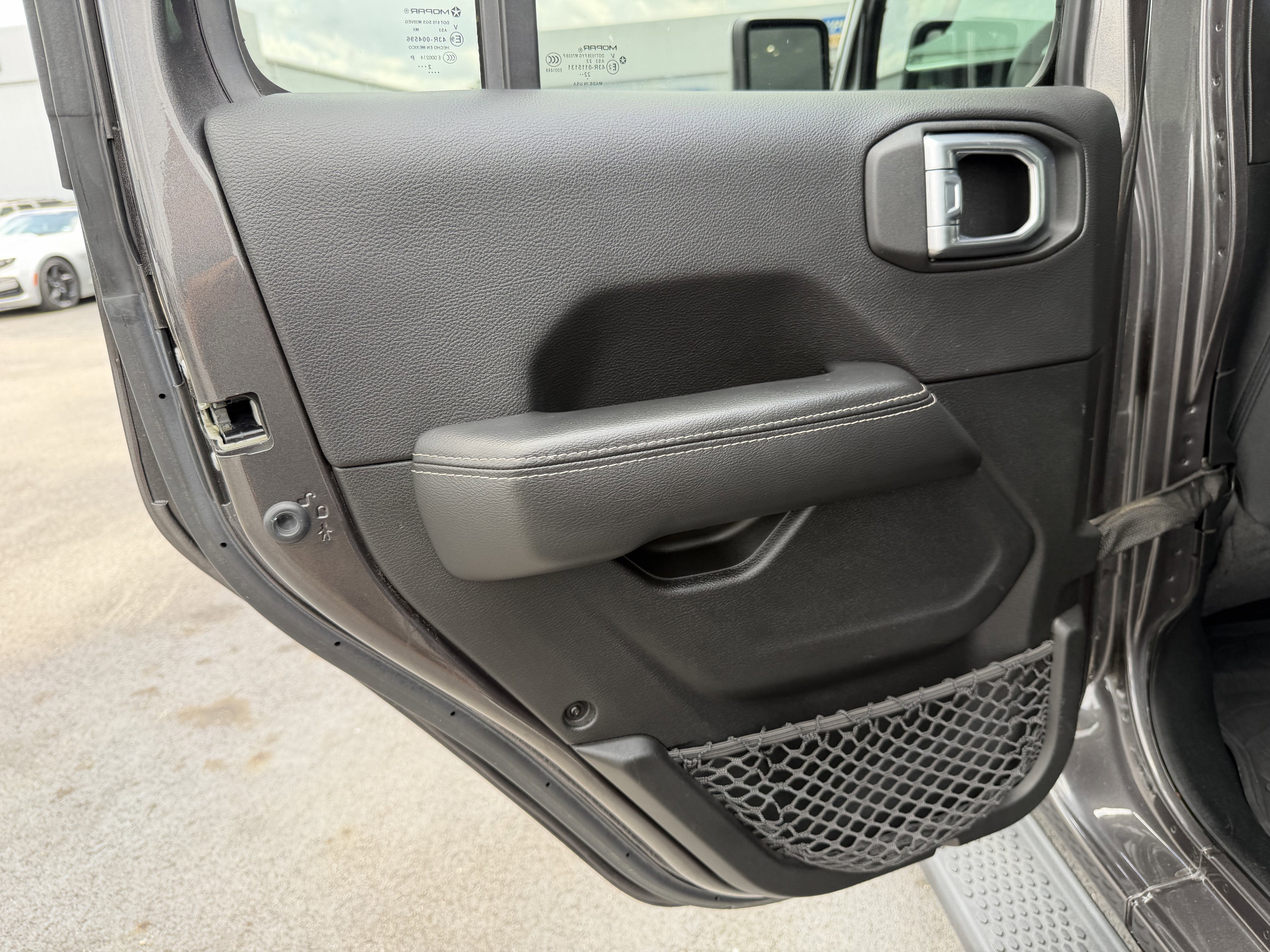 2023 Jeep Wrangler 4-Door Sahara 4x4