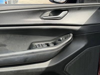 2024 Jeep Grand Cherokee Laredo 4x2