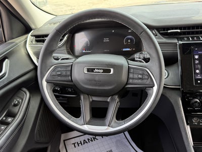 2024 Jeep Grand Cherokee Laredo 4x2