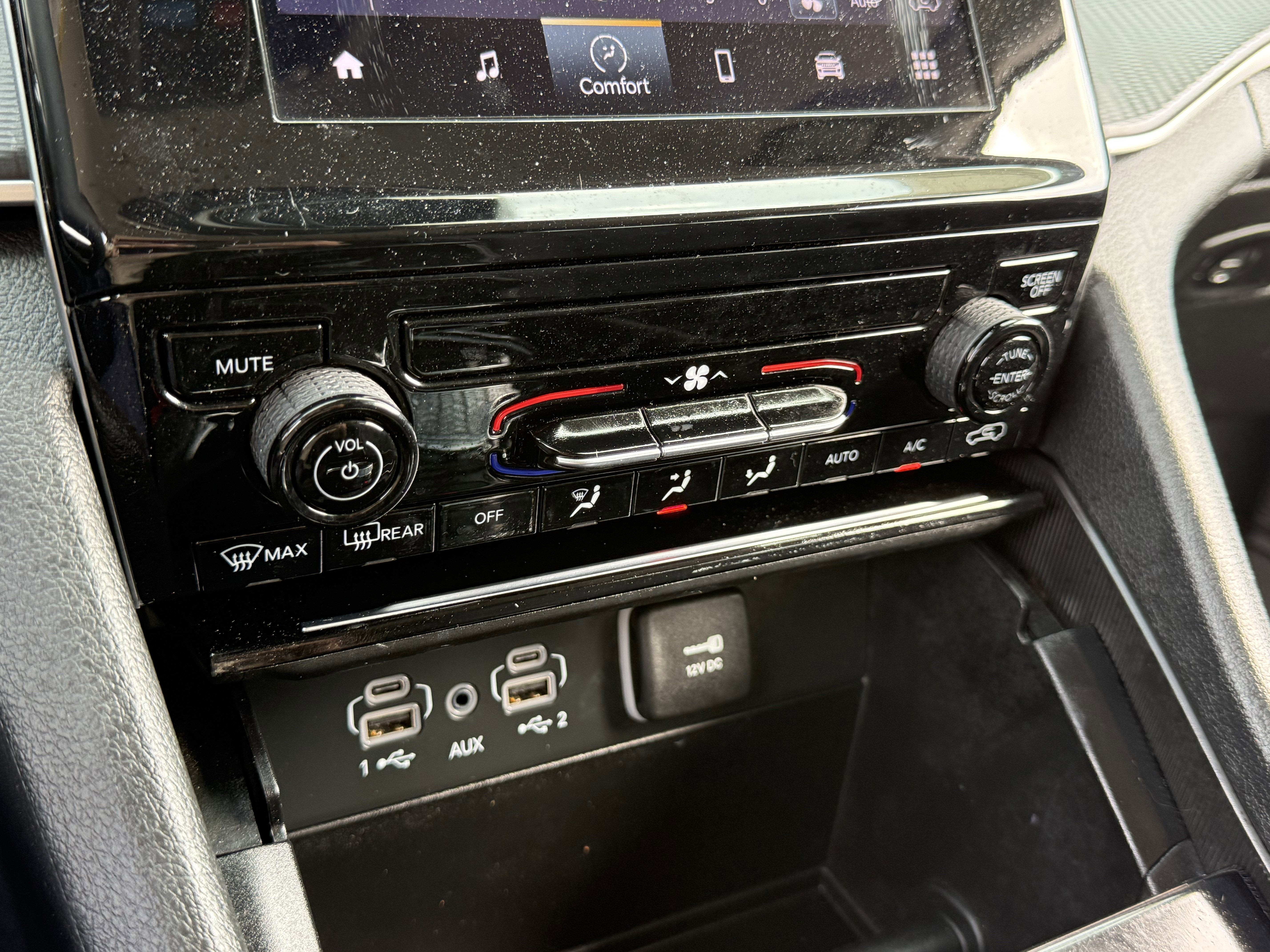 2024 Jeep Grand Cherokee Laredo 4x2