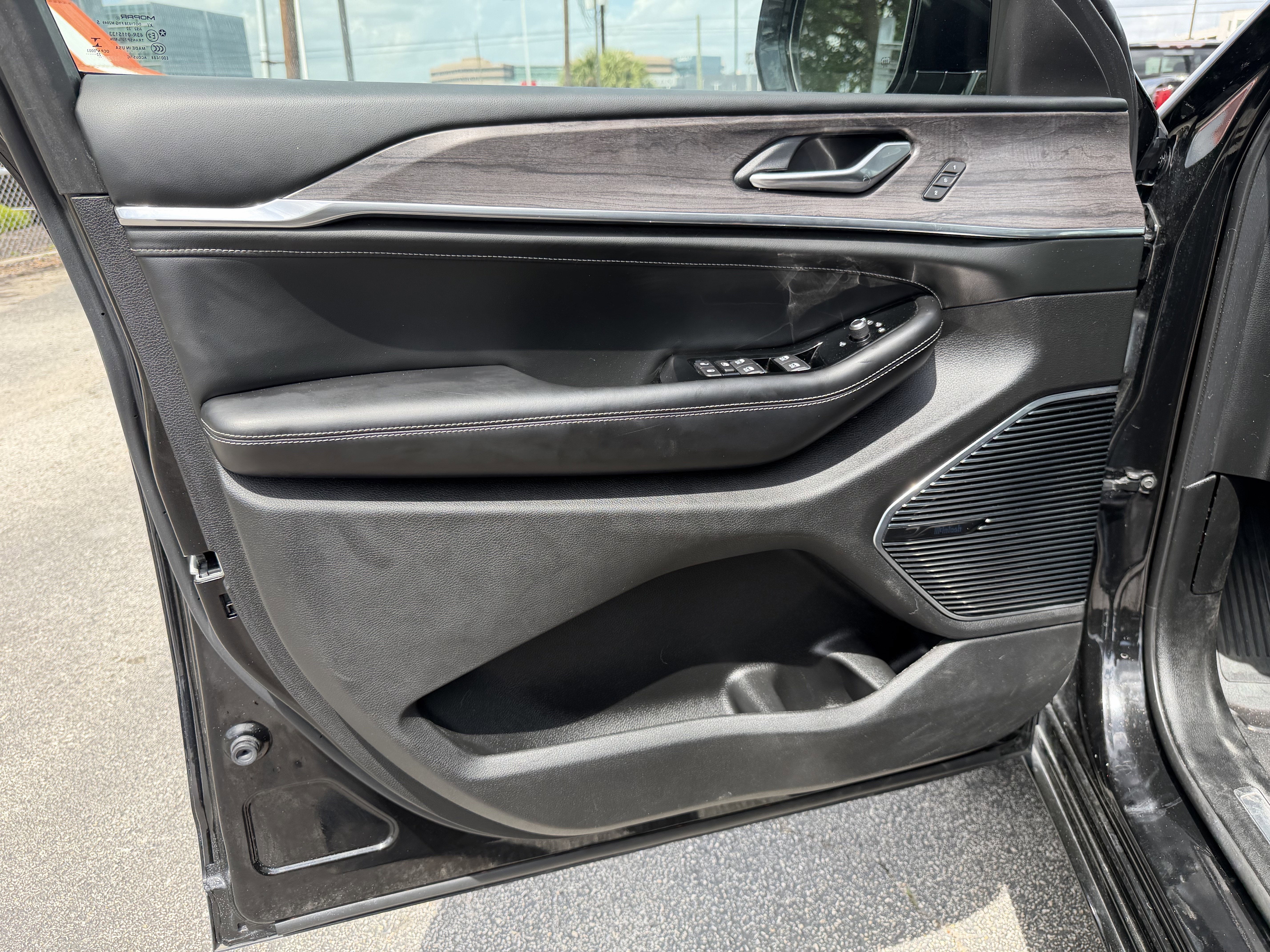 2023 Jeep Grand Cherokee L Overland 4x4