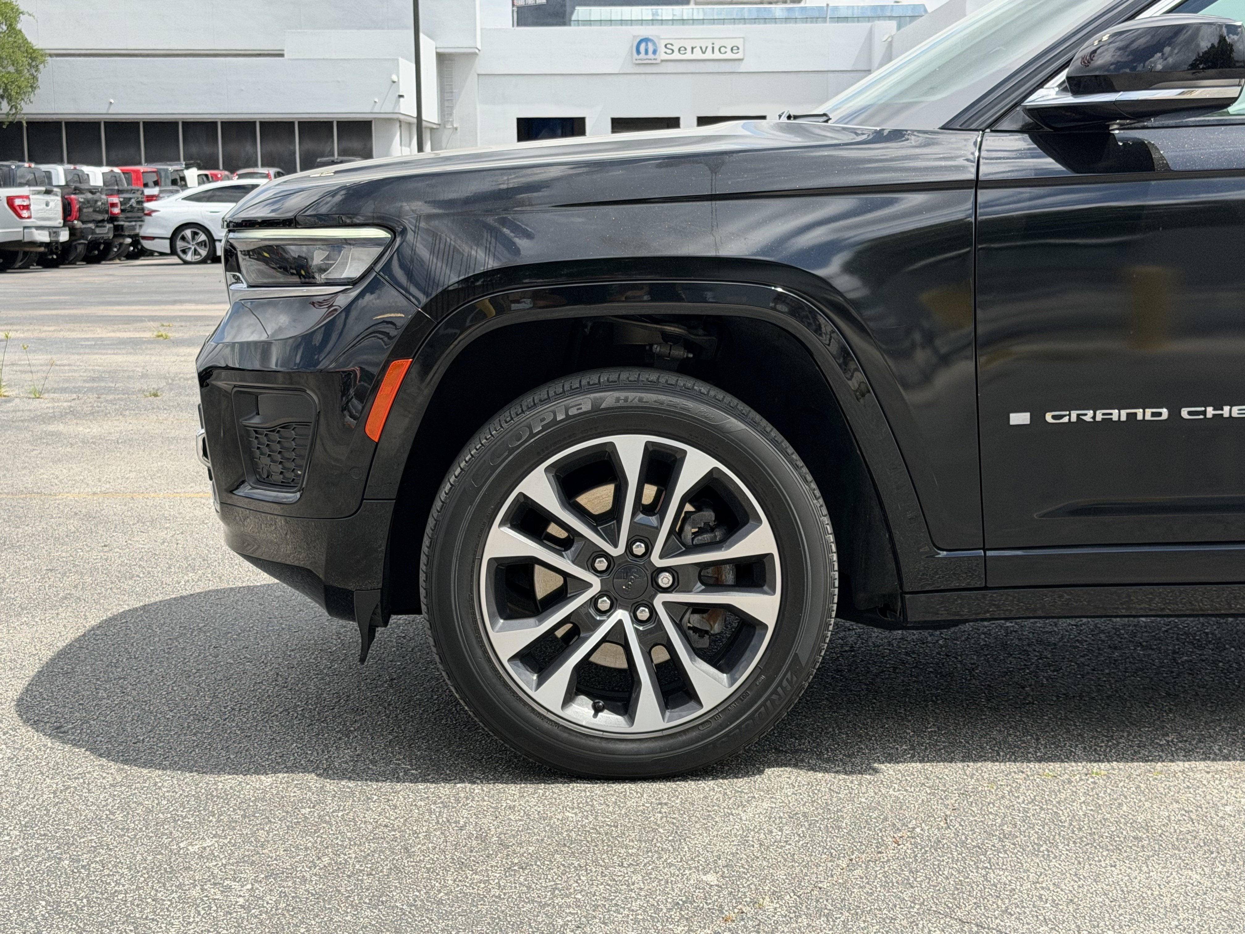 2023 Jeep Grand Cherokee L Overland 4x4