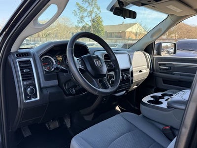 2019 RAM 1500 Classic SLT Crew Cab 4x2 6'4' Box