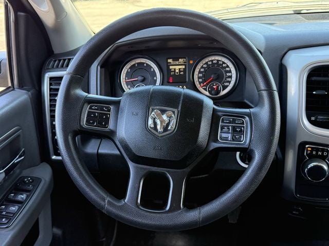 2019 RAM 1500 Classic SLT Crew Cab 4x2 6'4' Box