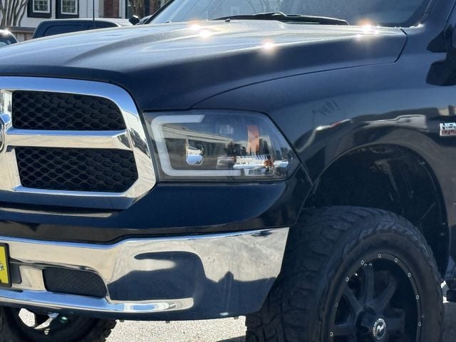 2019 RAM 1500 Classic SLT Crew Cab 4x2 6'4' Box