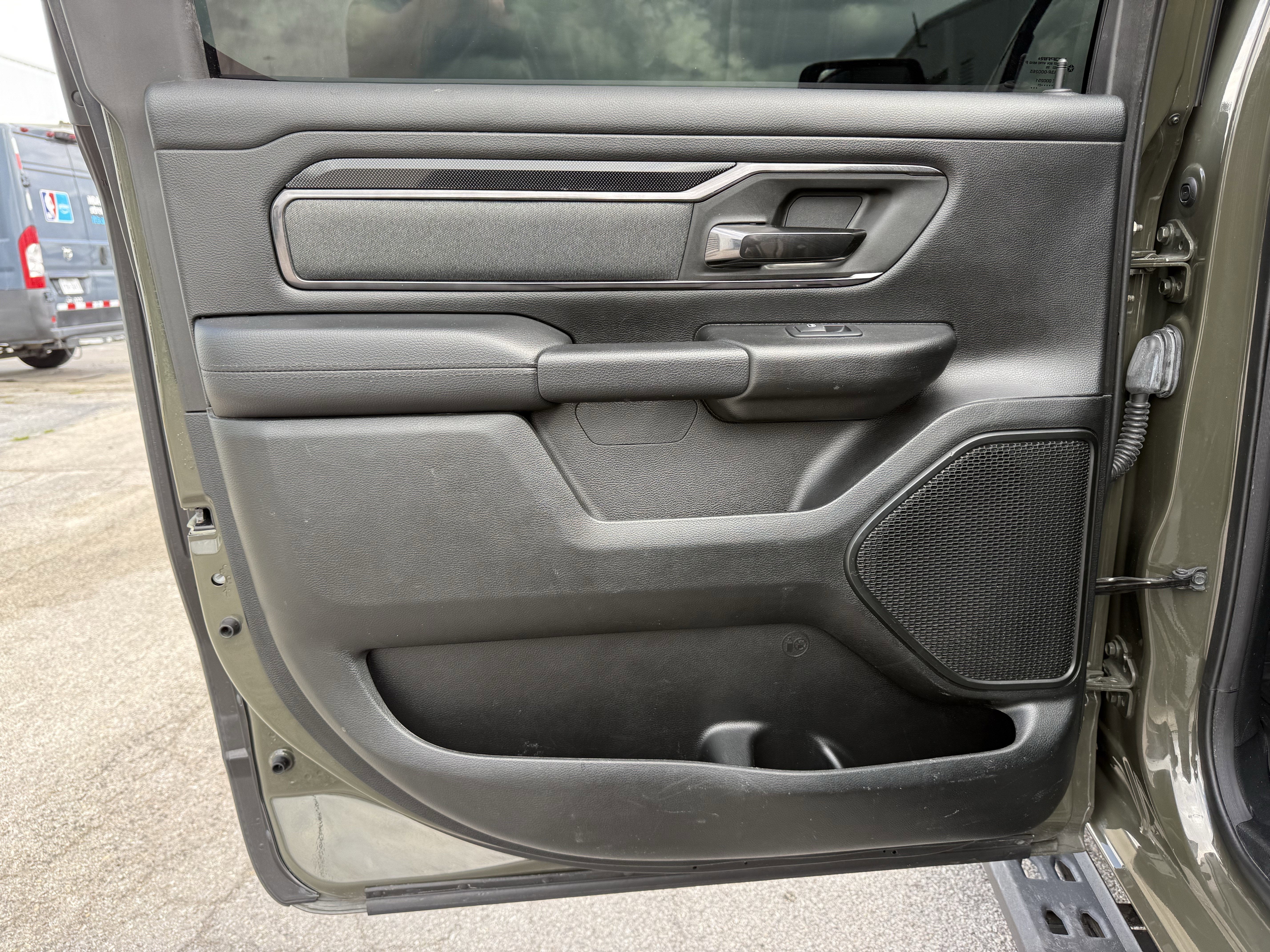 2021 RAM 1500 Lone Star Crew Cab 4x4 5'7' Box