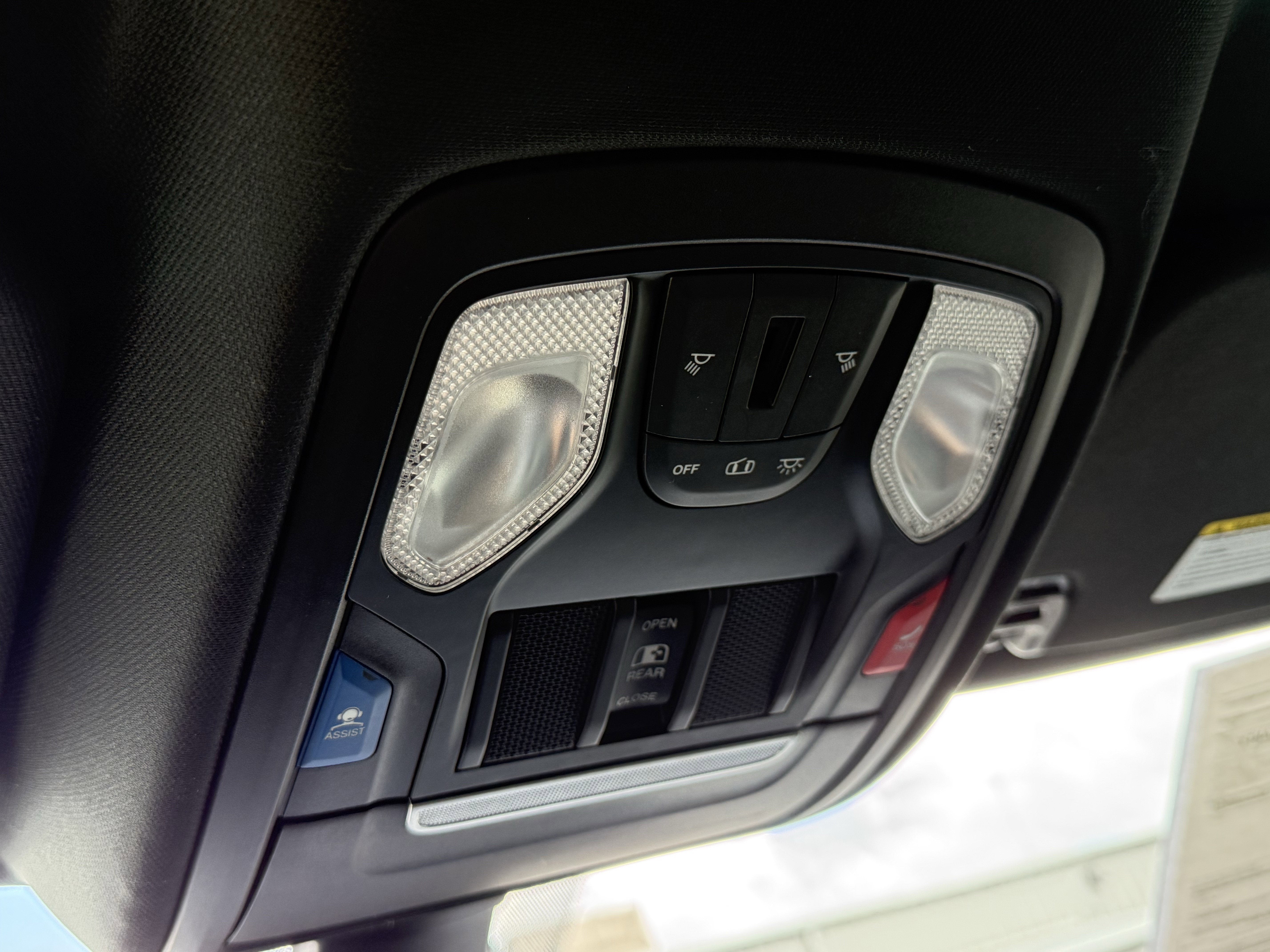 2021 RAM 1500 Lone Star Crew Cab 4x4 5'7' Box