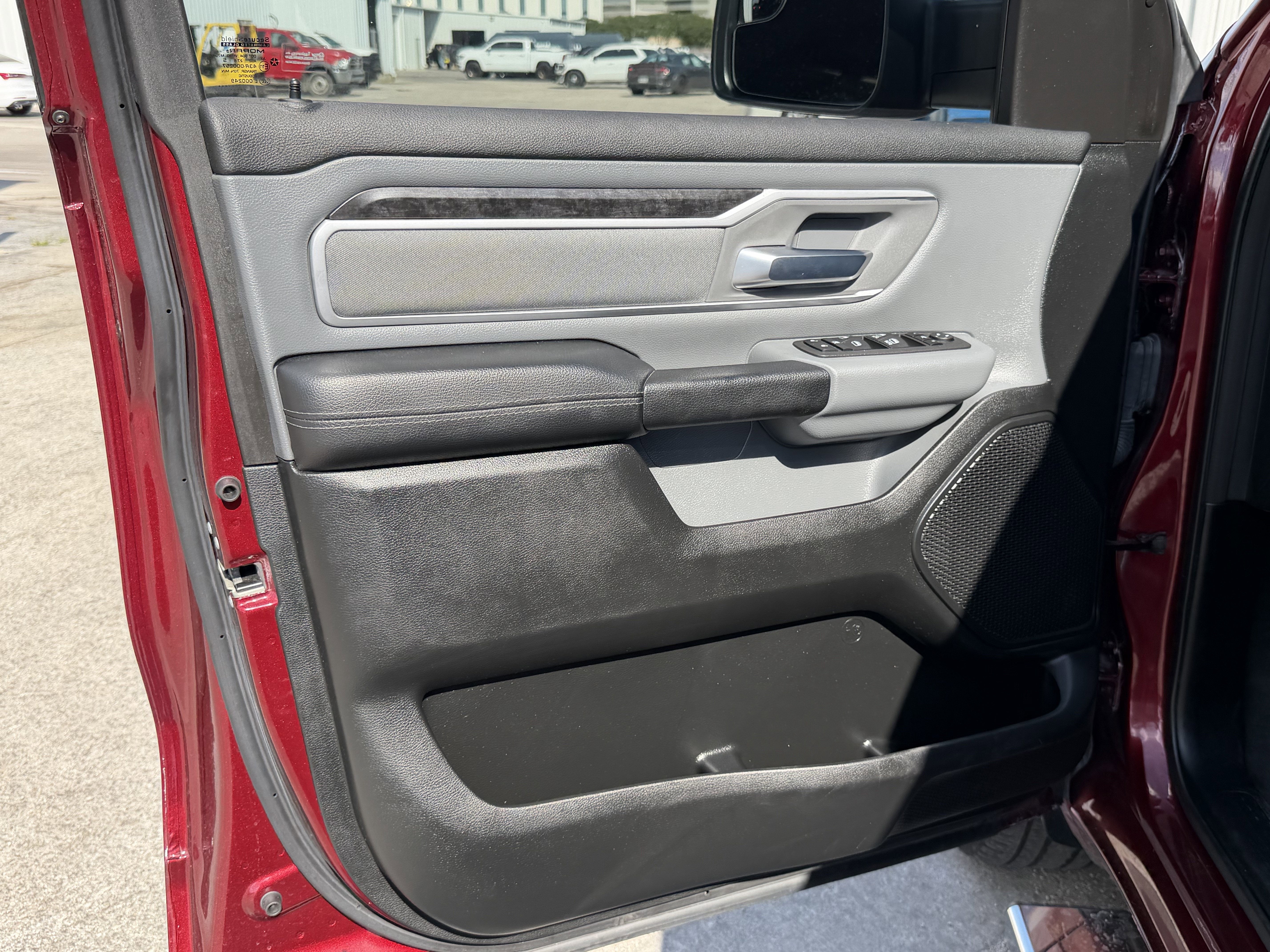 2022 RAM 1500 Lone Star Crew Cab 4x4 5'7' Box