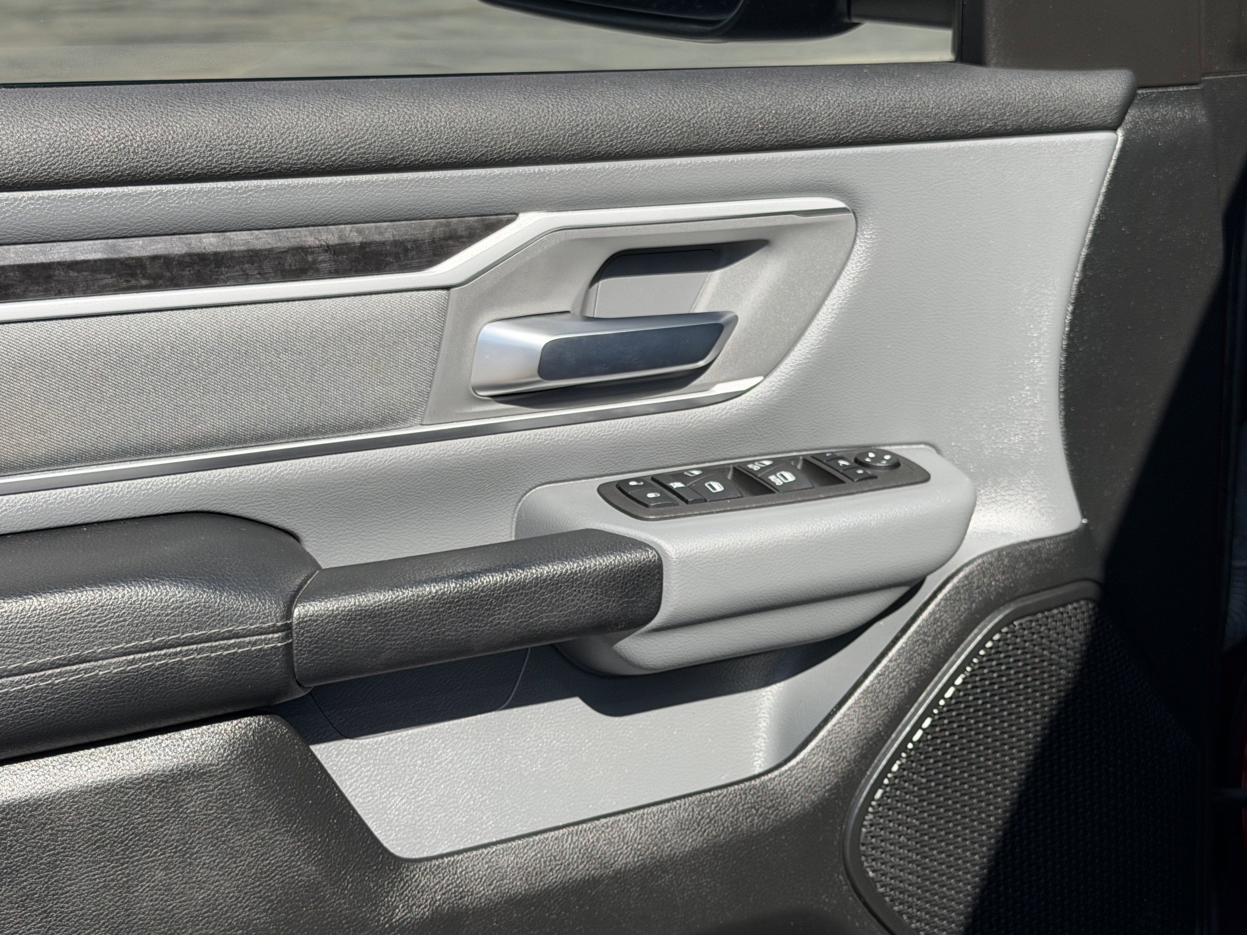 2022 RAM 1500 Lone Star Crew Cab 4x4 5'7' Box