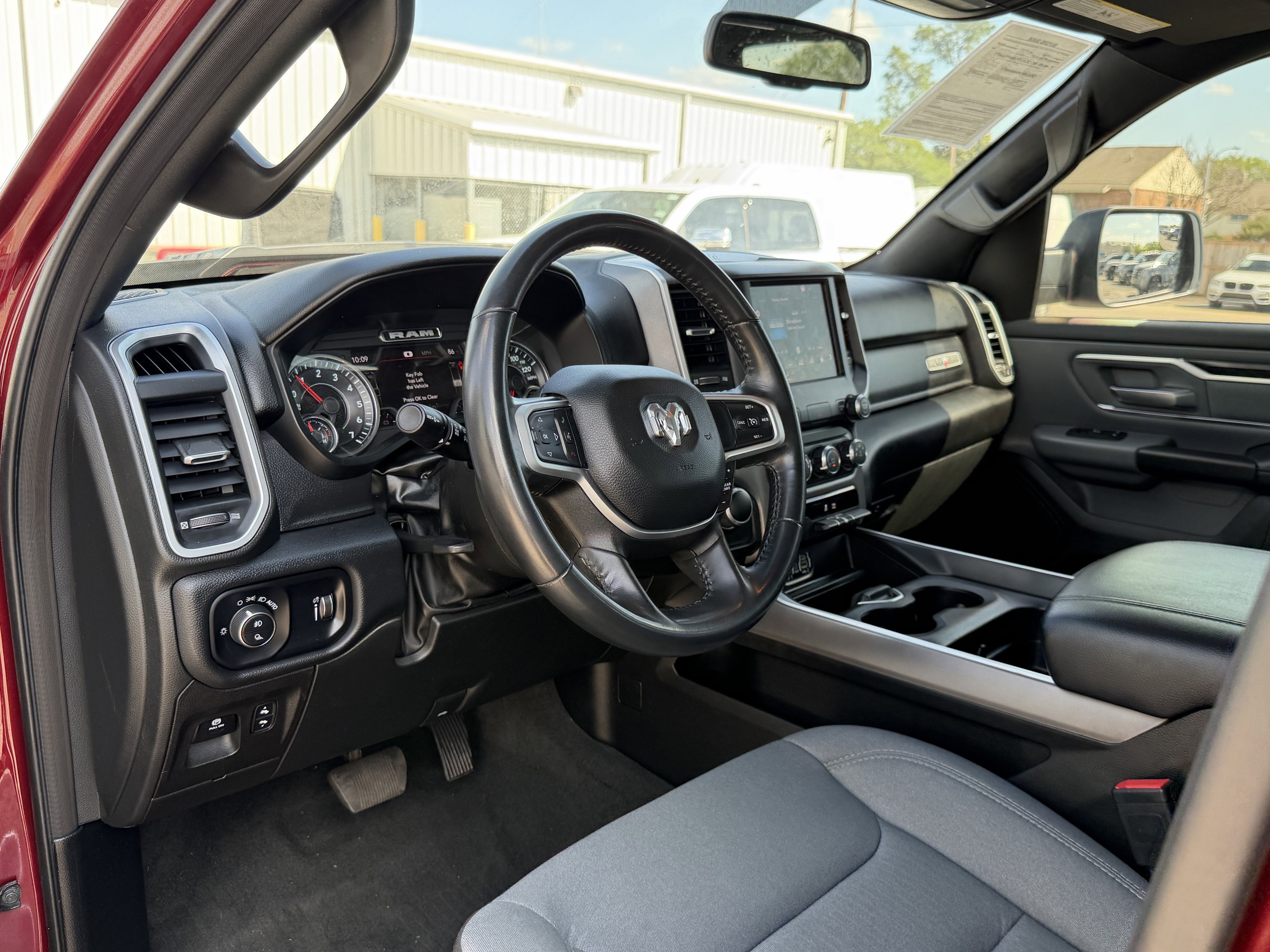 2022 RAM 1500 Lone Star Crew Cab 4x4 5'7' Box