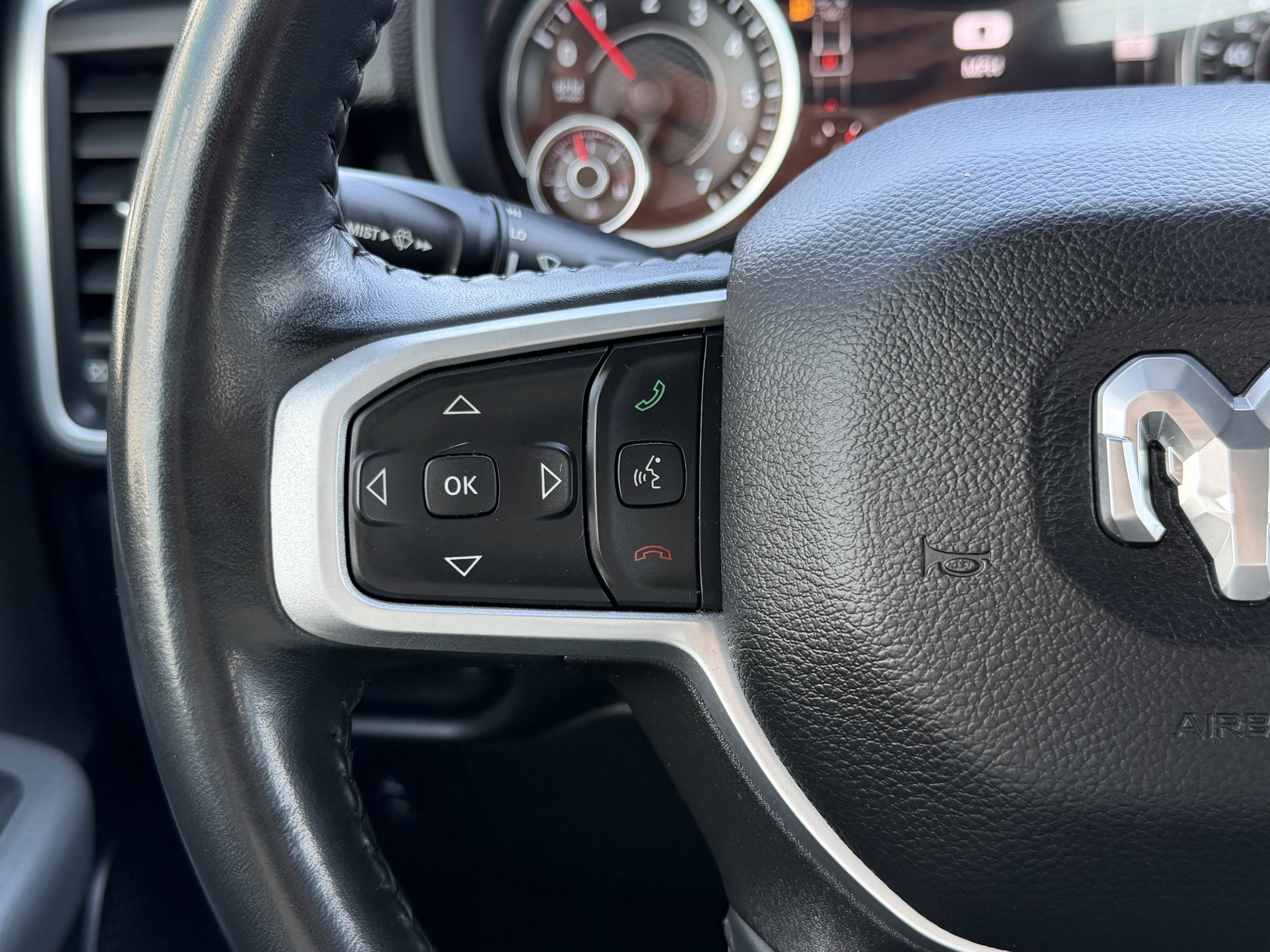 2022 RAM 1500 Lone Star Crew Cab 4x4 5'7' Box