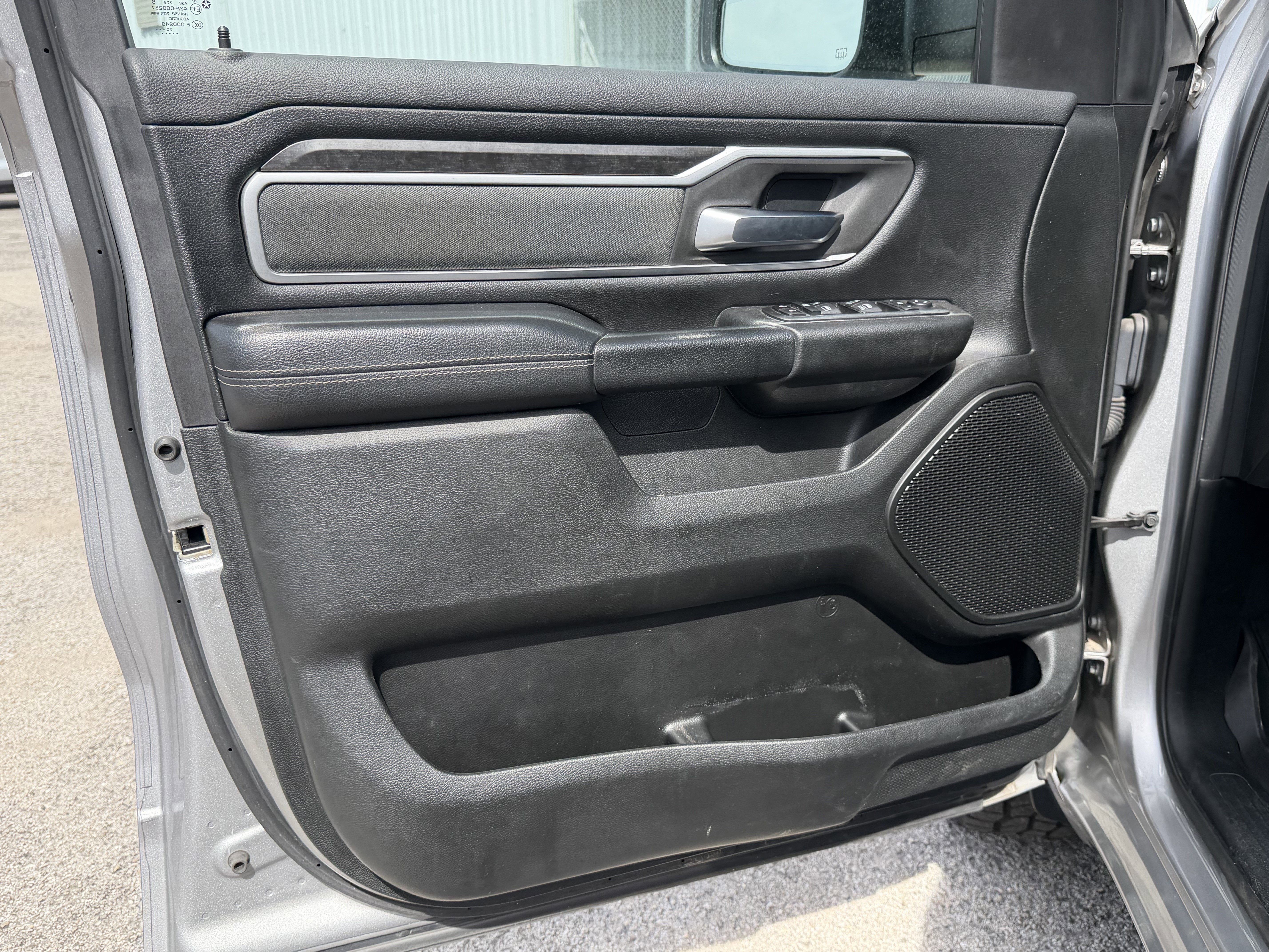 2021 RAM 1500 Big Horn Crew Cab 4x4 5'7' Box