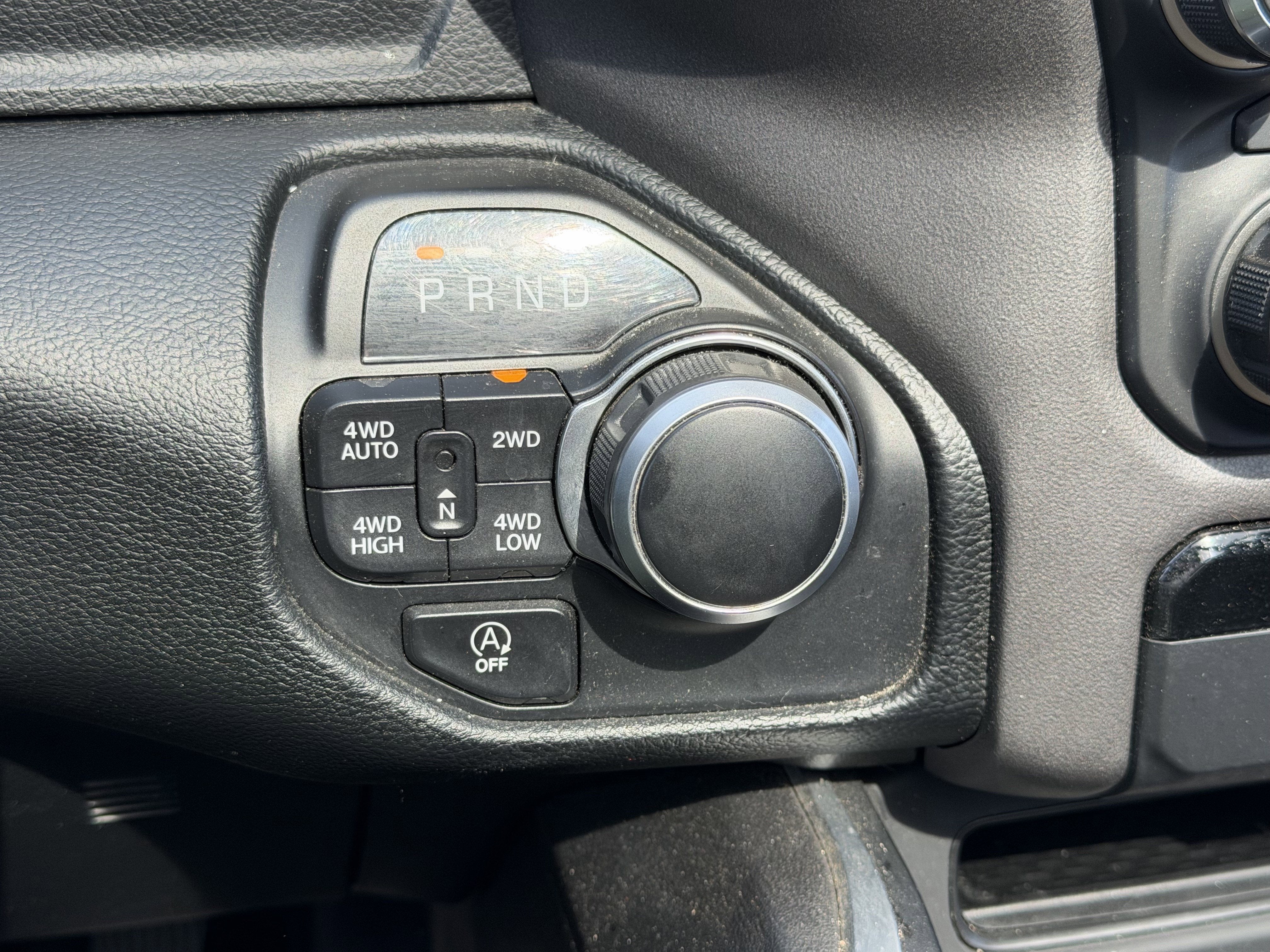 2021 RAM 1500 Big Horn Crew Cab 4x4 5'7' Box