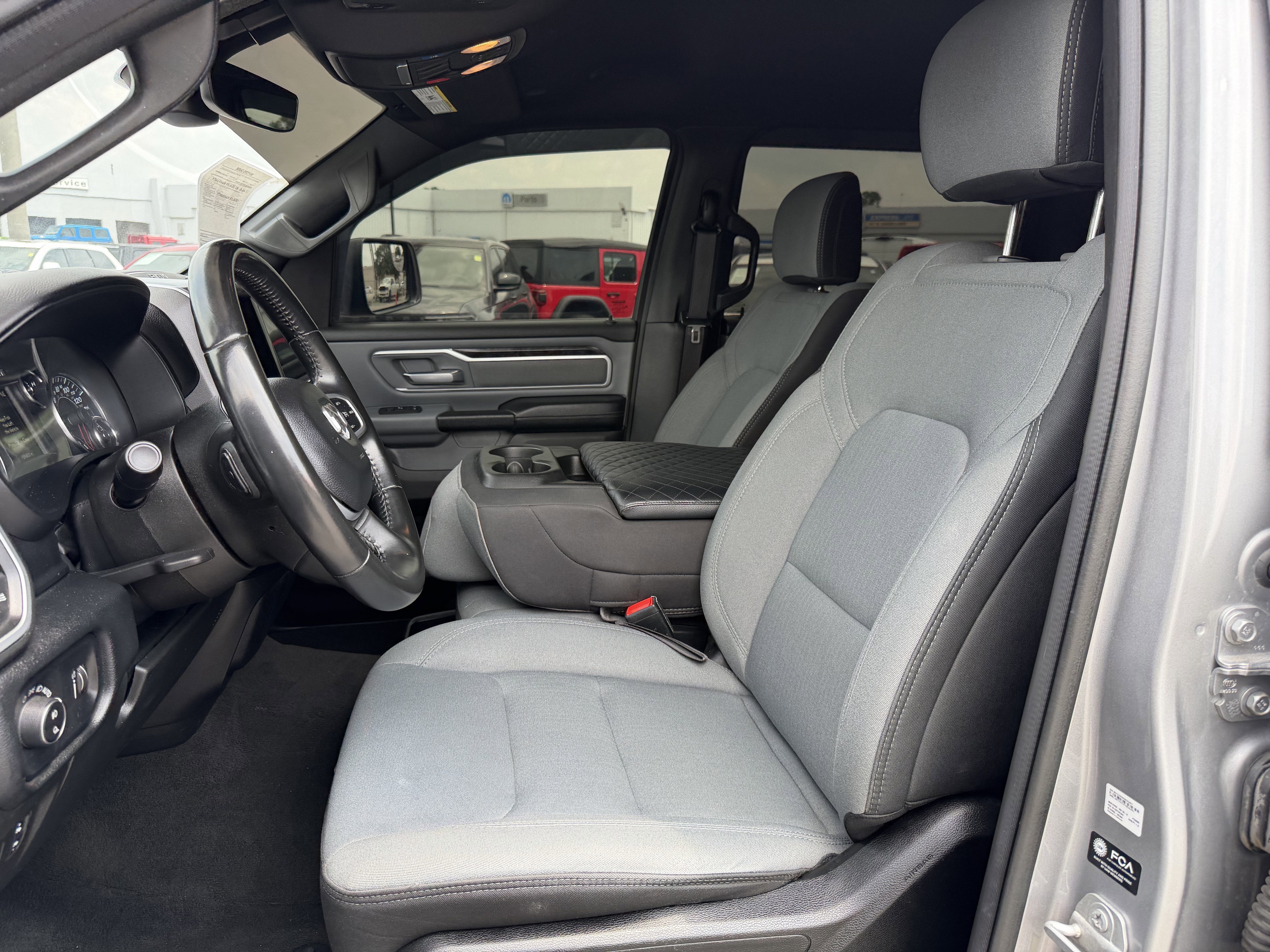 2022 RAM 1500 Big Horn Crew Cab 4x4 6'4' Box