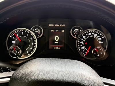2022 RAM 1500 Big Horn Crew Cab 4x4 6'4' Box
