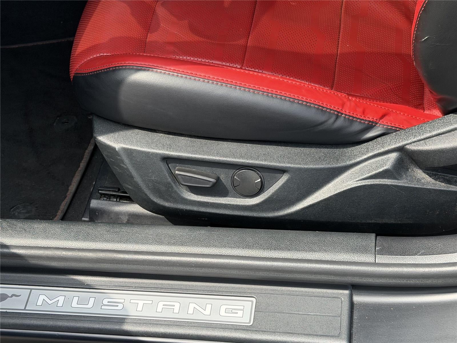 2022 Ford Mustang EcoBoost Premium