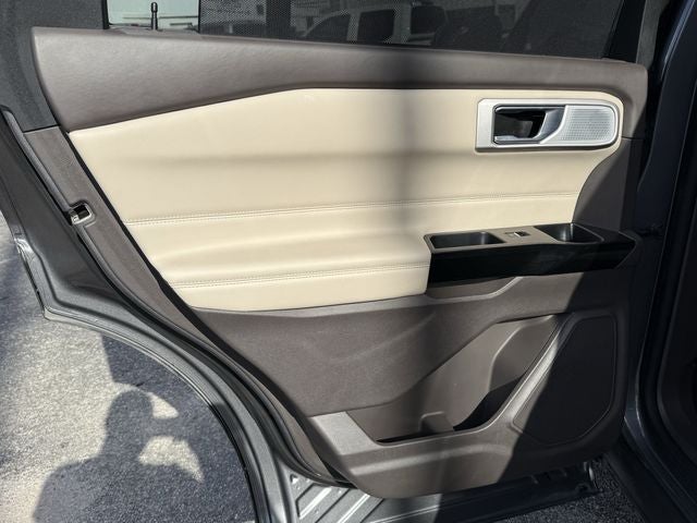 2021 Ford Explorer Platinum