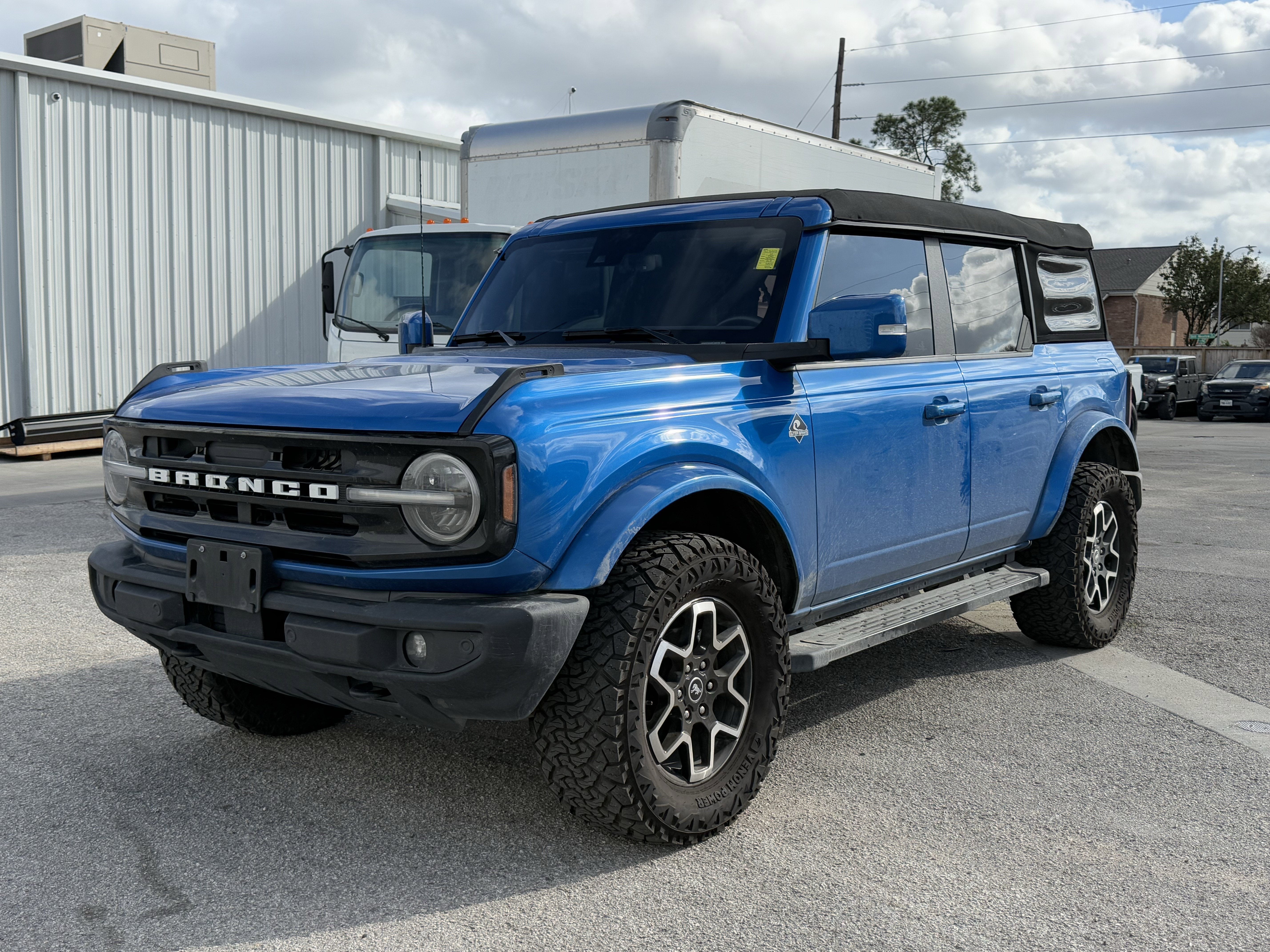 2023 Ford Bronco Outer Banks